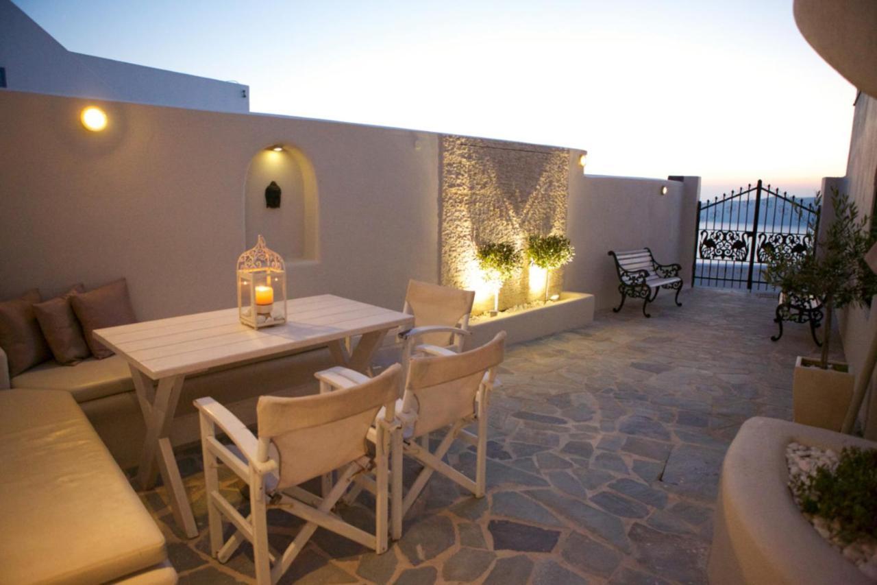 Sunset View Villa Santorini - With Outdoor Jacuzzi Firostefani Exterior photo