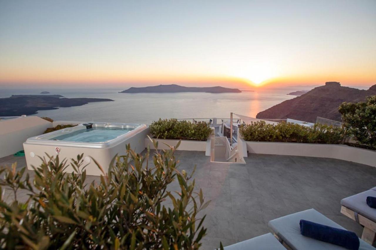 Sunset View Villa Santorini - With Outdoor Jacuzzi Firostefani Exterior photo